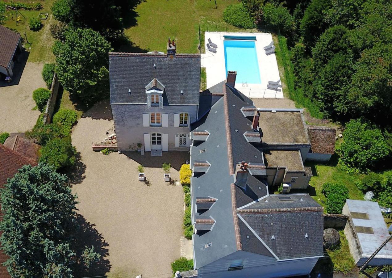 Le Clos Des Peziers Bed & Breakfast Vineuil  Bagian luar foto